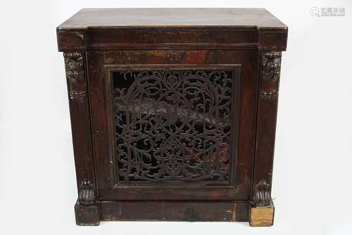 19TH-CENTURY MAHOGANY SIDE CABINET