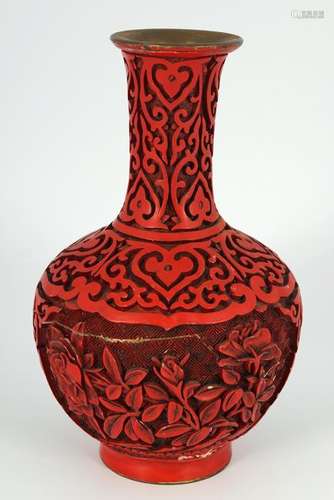 CHINESE CINNEBAR LACQUERED VASE