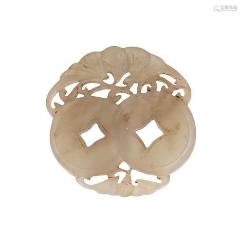 CHINESE QING PERIOD WHITE JADE PENDANT