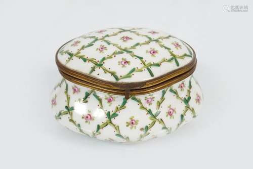 SEVRES PORCELAIN TRINKET BOX