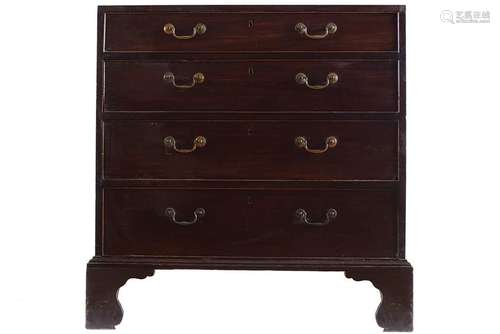 18TH-CENTURY PERIOD MAHOGANY BACHELOR'S CHEST