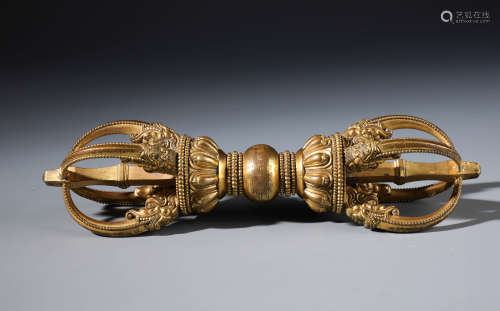 A Chinese Carved Gilt Bronze Vajra