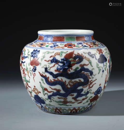 An Imperial Chinese Wucai Dragon Jar