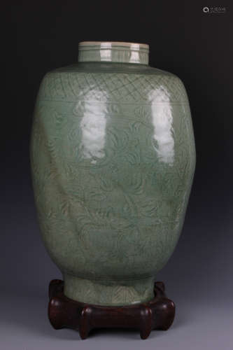 A Chinese Celadon Bottle Vase with Base (Partially Restored)