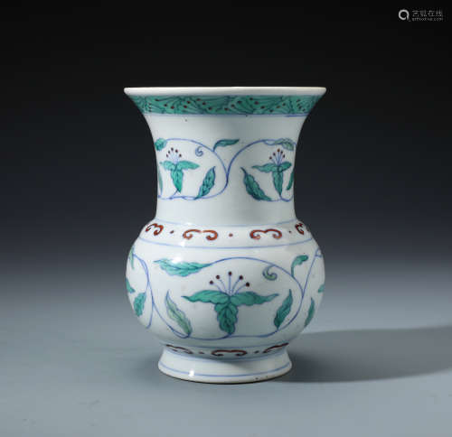 A Fine Chinese Wucai Porcelain Spittoon ,Zhadou