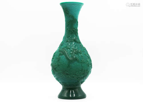 A Chinese Green Peking Glass Vase