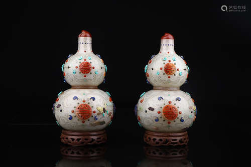 QIANLONG MARK HETIAN JADE SNUFF BOTTLE FOR 2