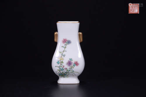 FAMILLE ROSE SQUARE VASE WITH MARK