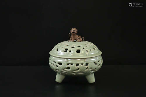 LONGQUAN HOLLOW-OUT CENSER