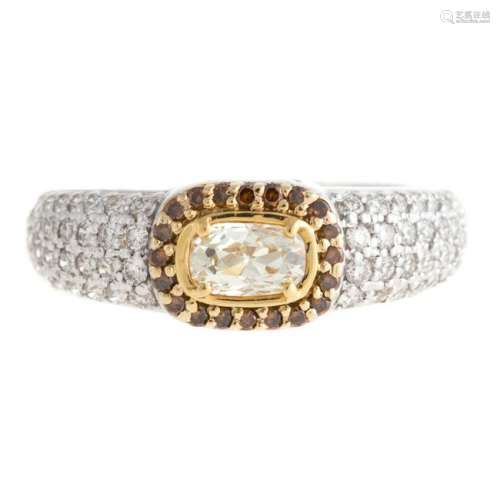 A Ladies Yellow & White Diamond Ring in 18K