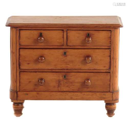 American Poplar Miniature Chest of Drawers