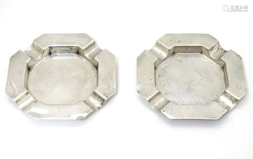 A pair of Art Deco octagonal formed ashtrays / pin