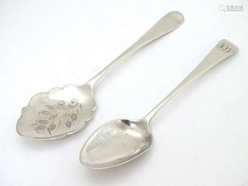 A silver preserve spoon hallmarked Sheffield 1918 Make