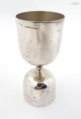 Gill measure : a silverplate double ended drinks