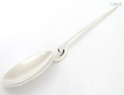 A silver spoon Sheffield 1971 maker J G Vander Ltd. 6''