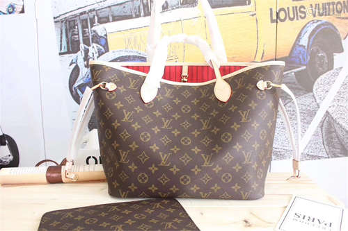 LOUIS VUITTON MONOGRAM NEVERFULL MM TOTE BAG