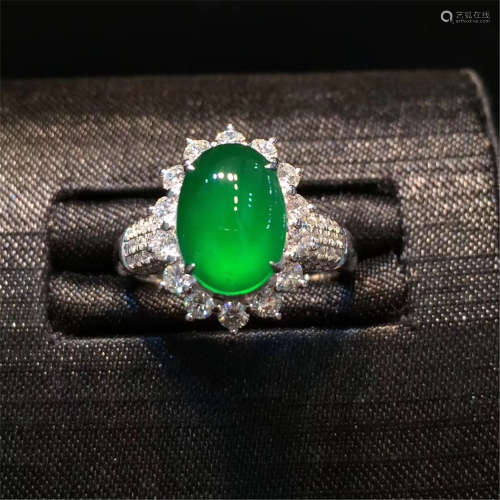 18K WHITE GOLD DIAMOND NATURAL JADEITE RING