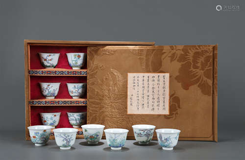 TWEELVE CHINESE PORCELAIN DOUCAI FLOWER CUPS