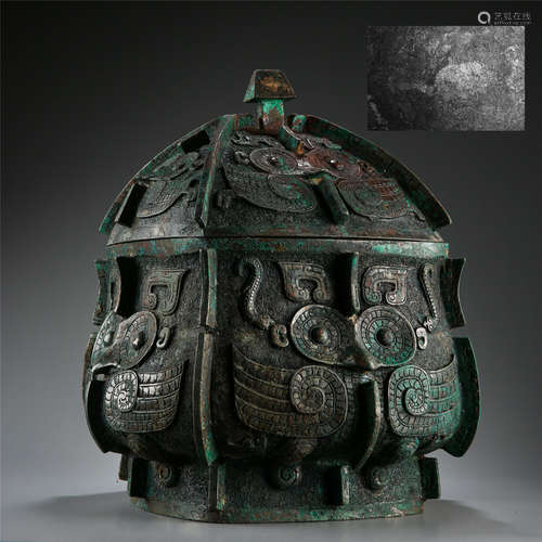 CHINESE ANCIENT BRONZE LIDDED ZUN