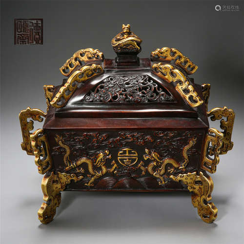 CHINESE PARTLY GILD BRONZE LIDDED SQUARE CENESR