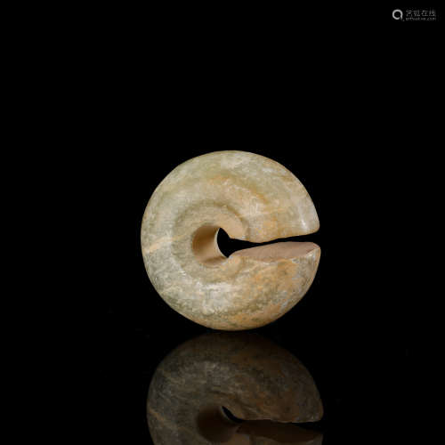 CHINESE ANCIENT JADE CIRCLE PENDANT