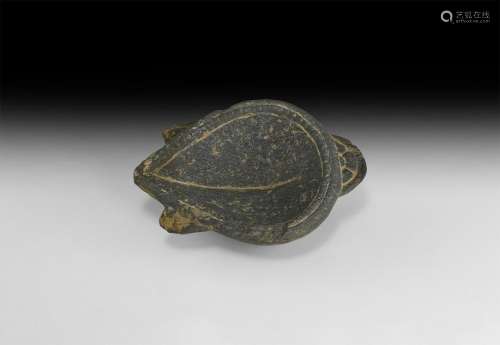 Gandharan Teardrop Oil Lamp