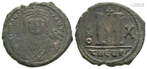 Maurice Tiberius - Large M Follis