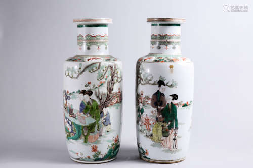  A Pair of Chinese Wu-Cai Porcelain Vases