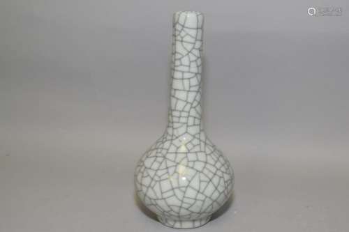 Chinese Faux Ge Glaze Long-Neck Vase