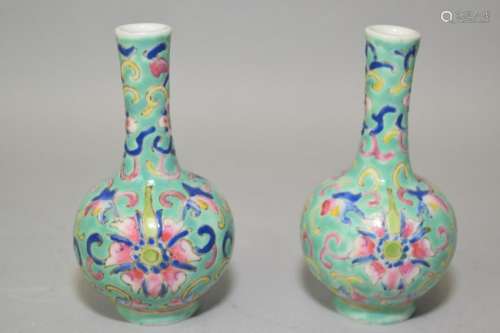 Pair of Chinese Famille Rose Bulbous Vase
