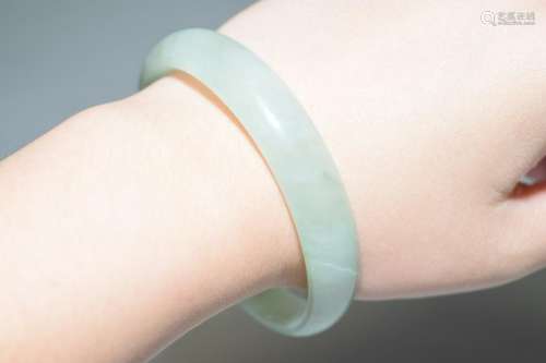 Chinese Jade Bangle Bracelet